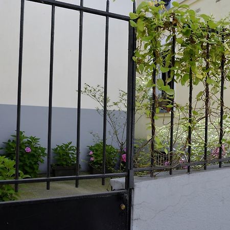 La Cour du 5ème - Chambre d'hôtes Parigi Esterno foto
