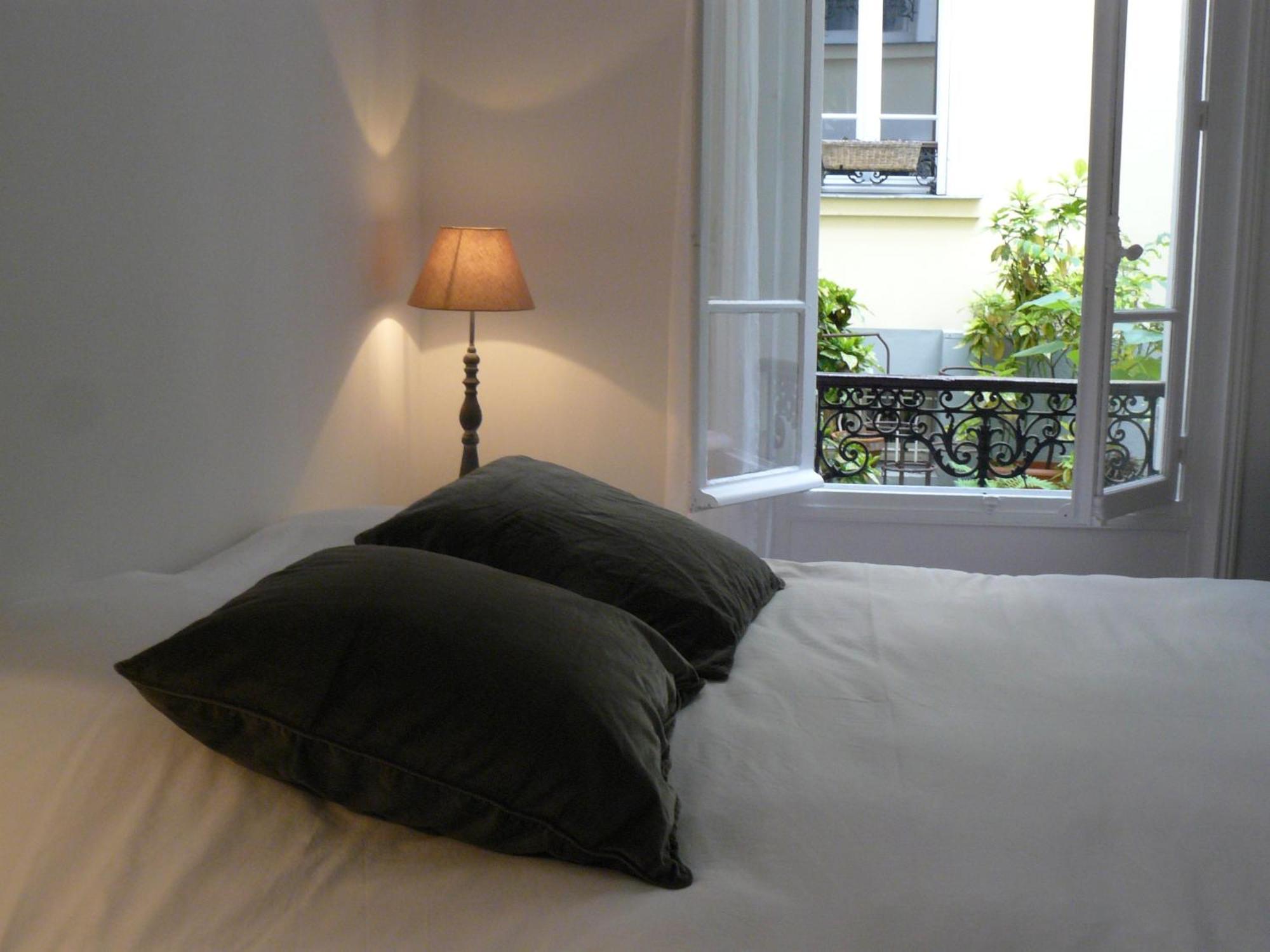 La Cour du 5ème - Chambre d'hôtes Parigi Esterno foto