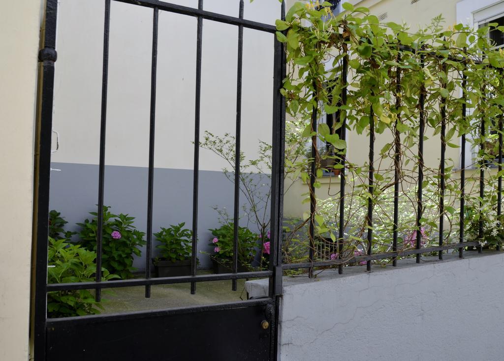La Cour du 5ème - Chambre d'hôtes Parigi Esterno foto